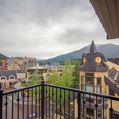 Hotel Sundial